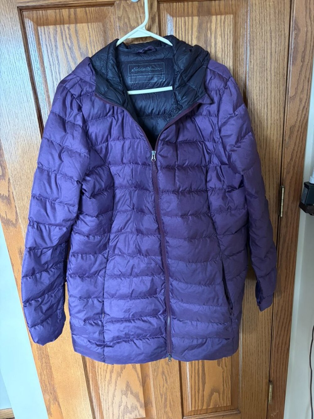 Eddie Bauer Woman's puffer coat